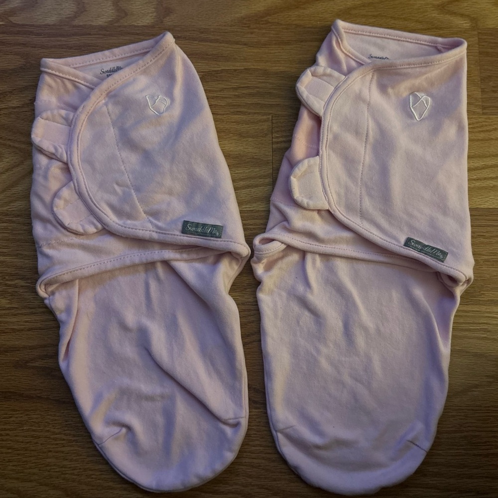 (2) Pink Velcro swaddle me swaddles
